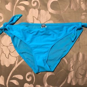 Cute blue aerie bikini bottom w/ sequin side ties